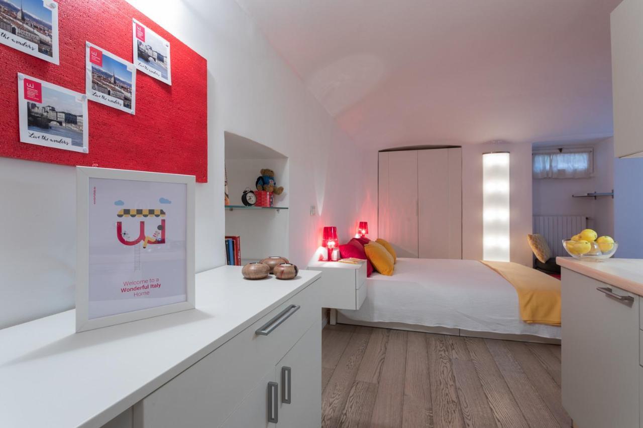 Apartment Red Near Porta Nuova By Wonderful Italy